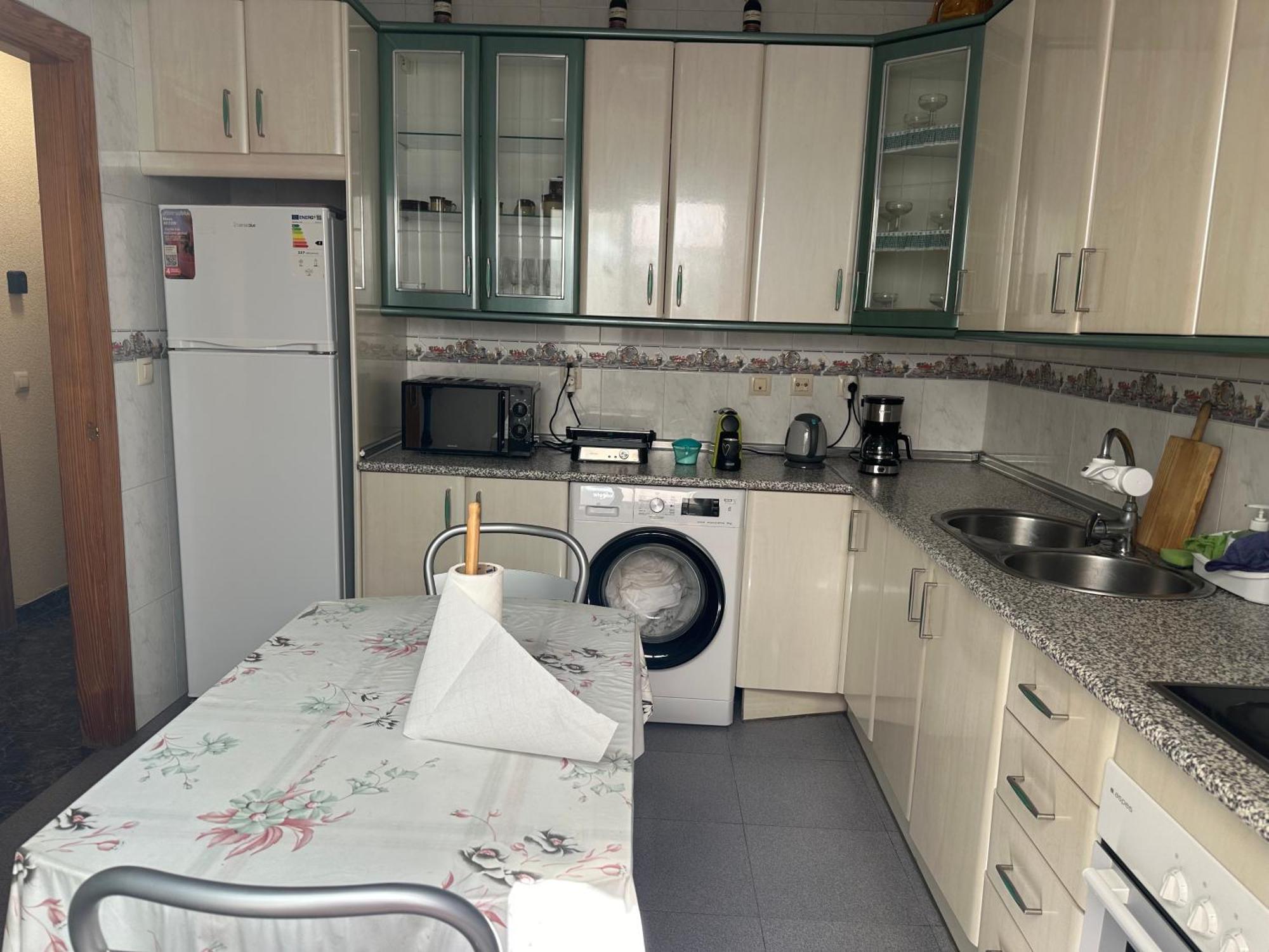Almeria Centro Habitacion Privada En Apartamento Compartido Zewnętrze zdjęcie