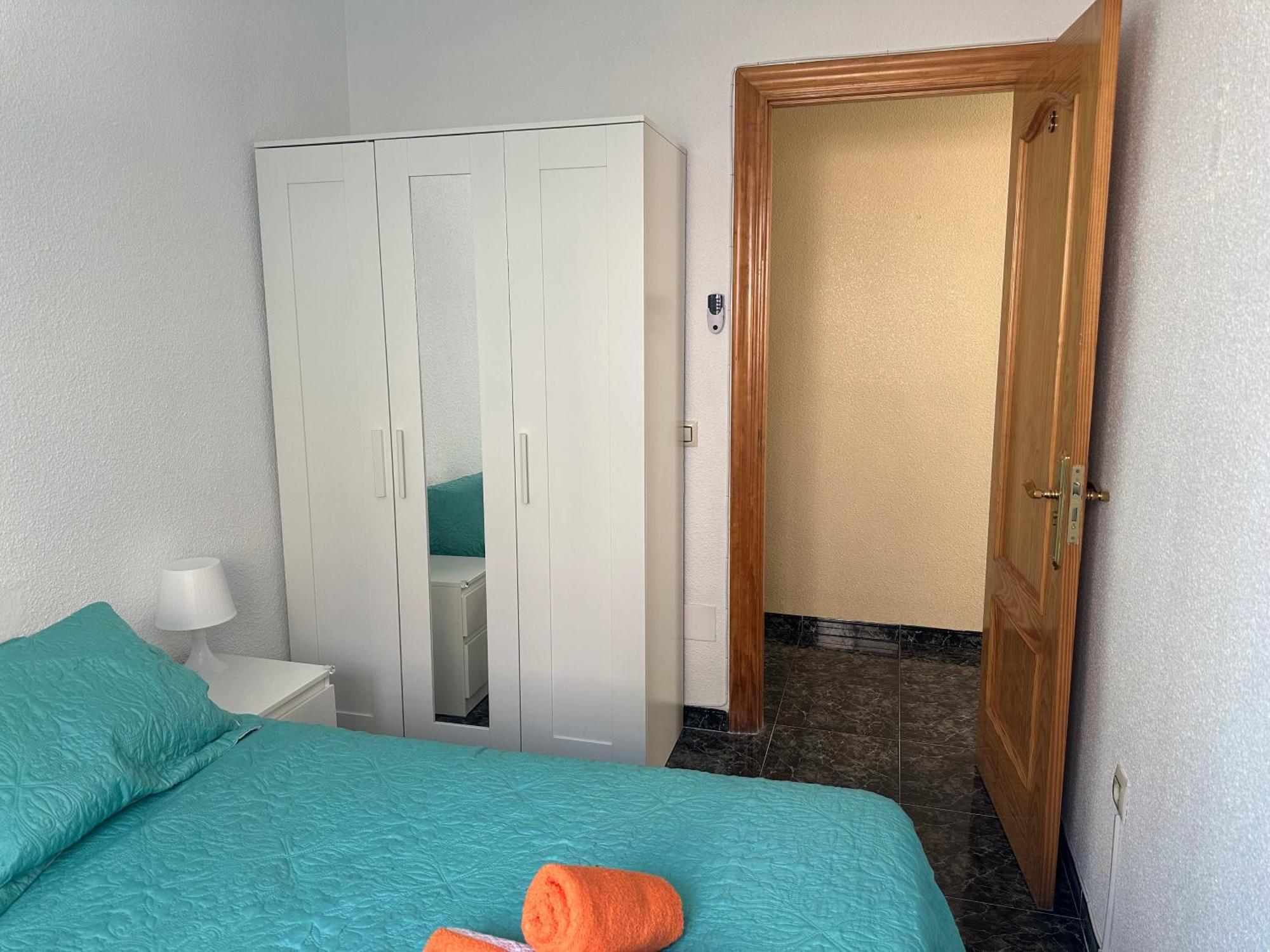Almeria Centro Habitacion Privada En Apartamento Compartido Zewnętrze zdjęcie
