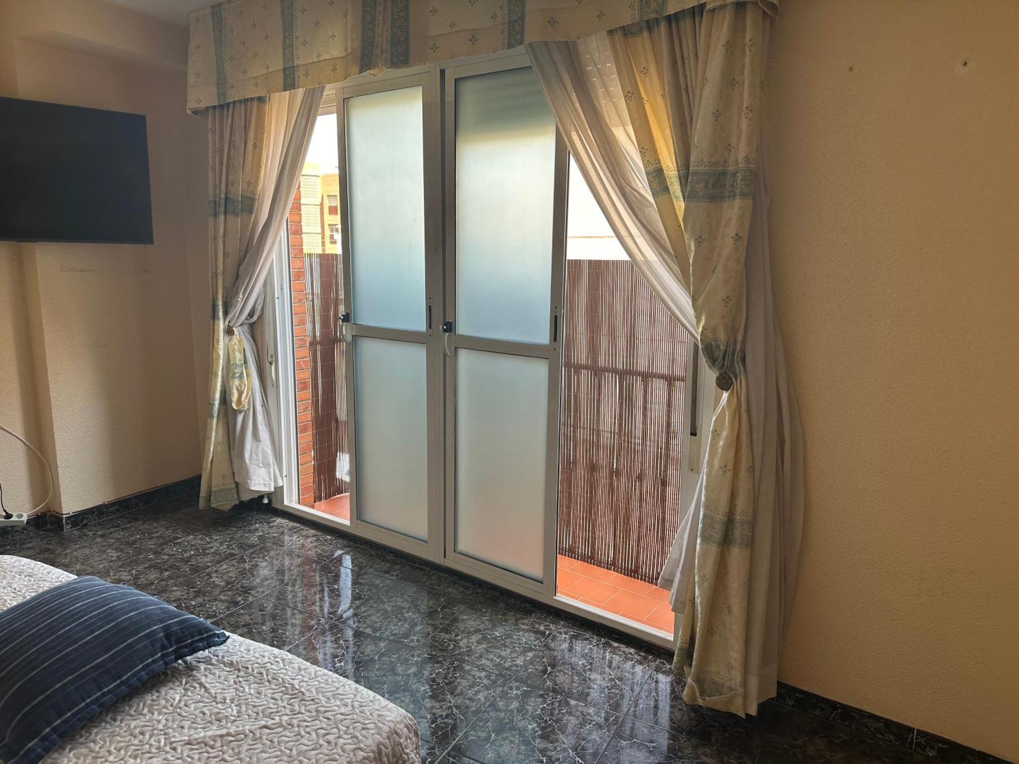 Almeria Centro Habitacion Privada En Apartamento Compartido Zewnętrze zdjęcie
