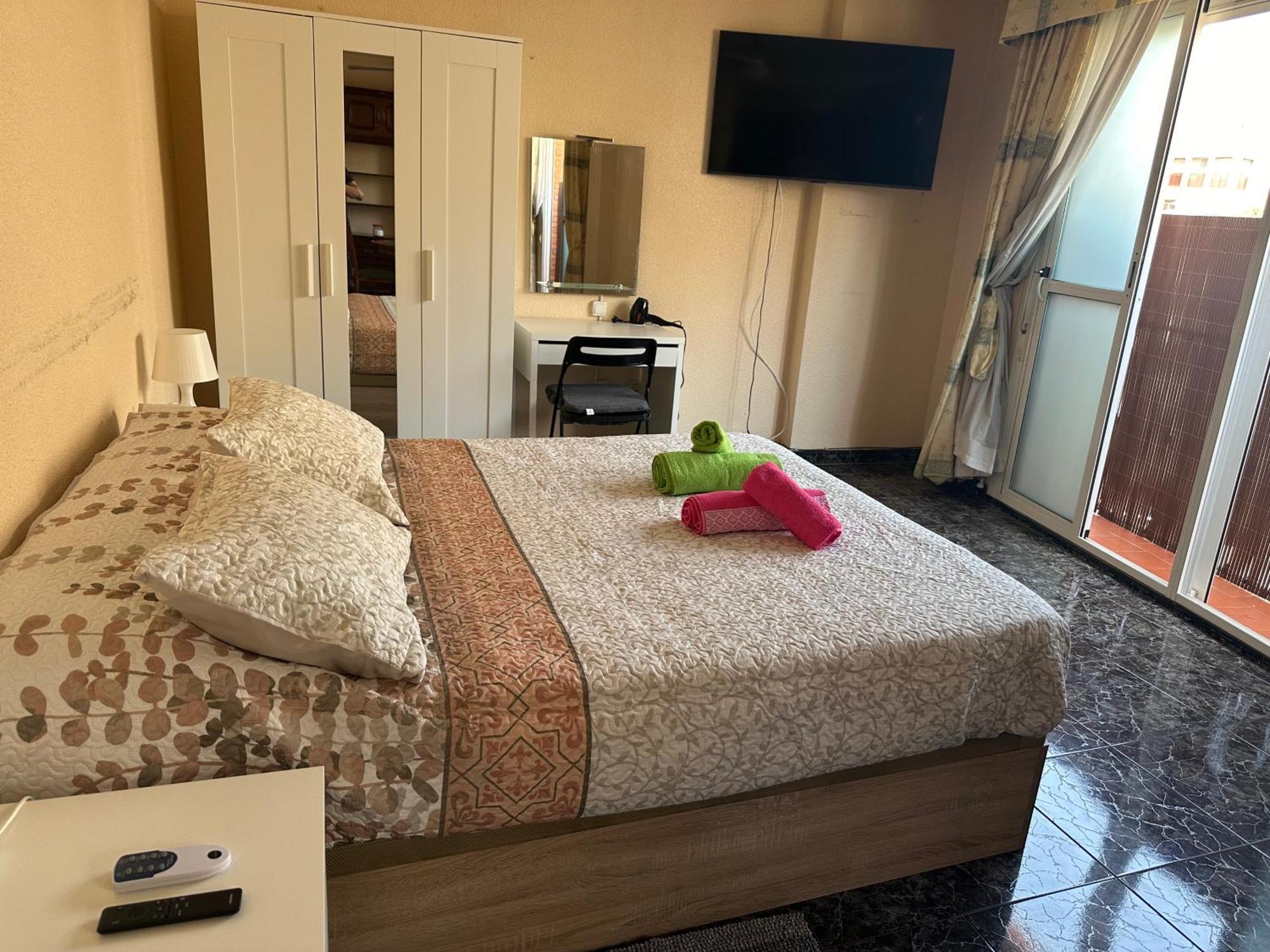 Almeria Centro Habitacion Privada En Apartamento Compartido Zewnętrze zdjęcie