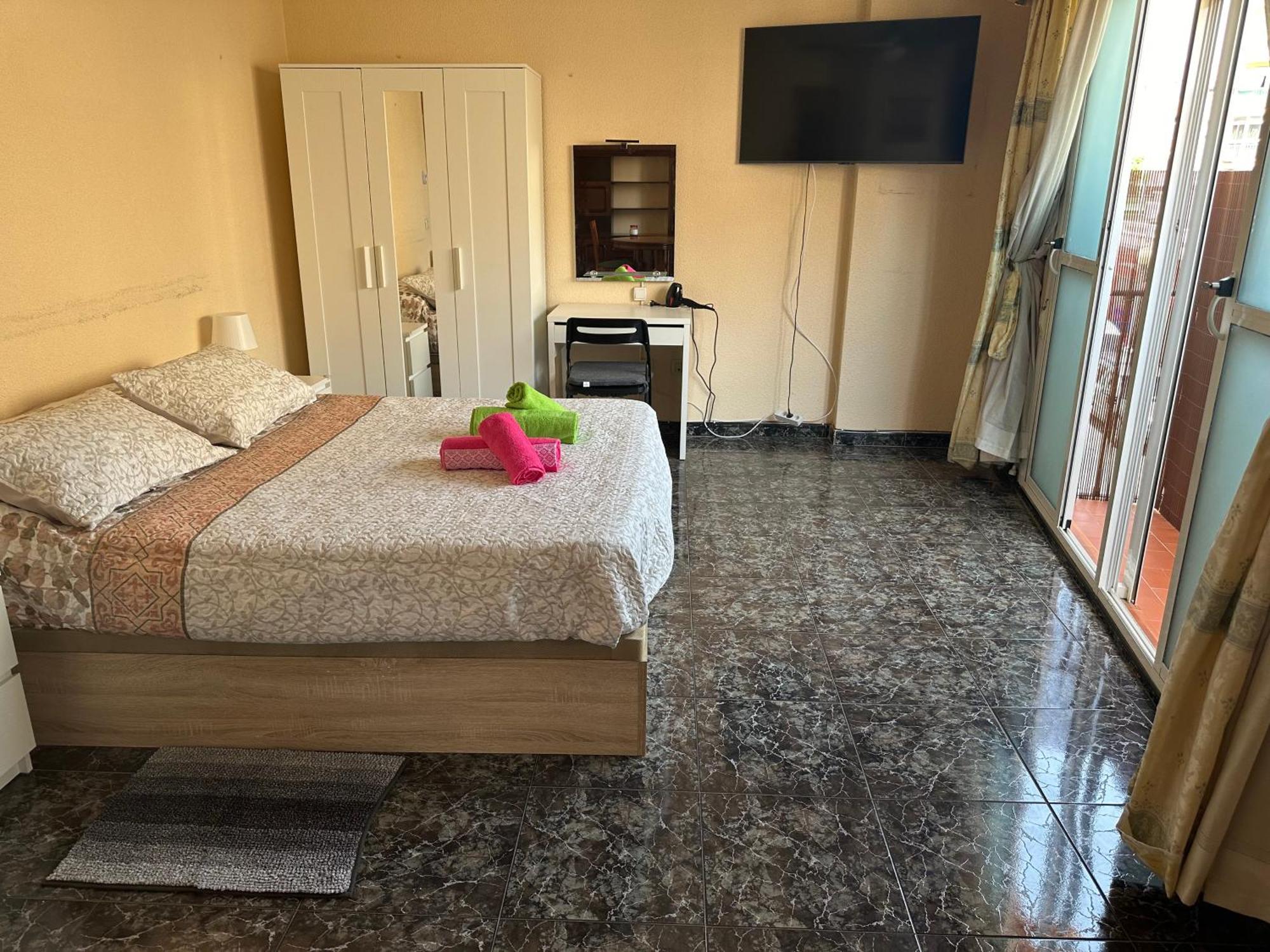Almeria Centro Habitacion Privada En Apartamento Compartido Zewnętrze zdjęcie