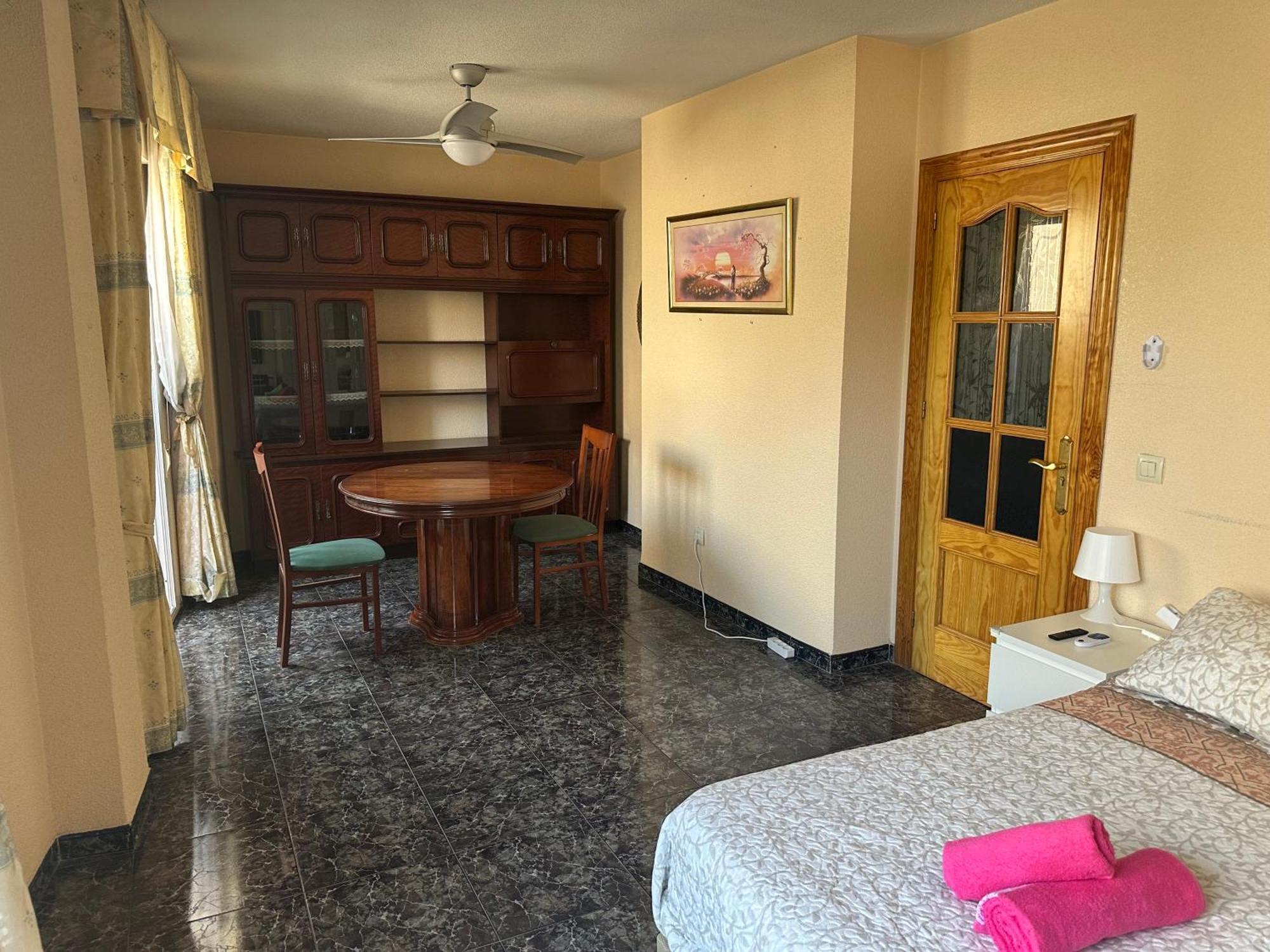 Almeria Centro Habitacion Privada En Apartamento Compartido Zewnętrze zdjęcie