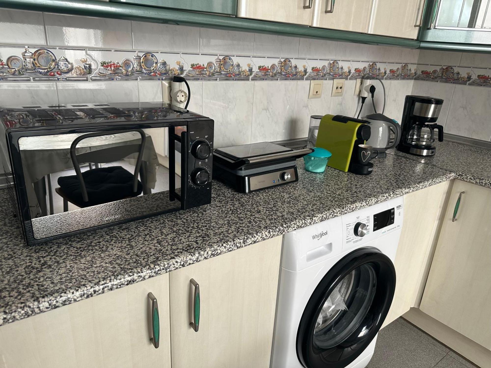 Almeria Centro Habitacion Privada En Apartamento Compartido Zewnętrze zdjęcie