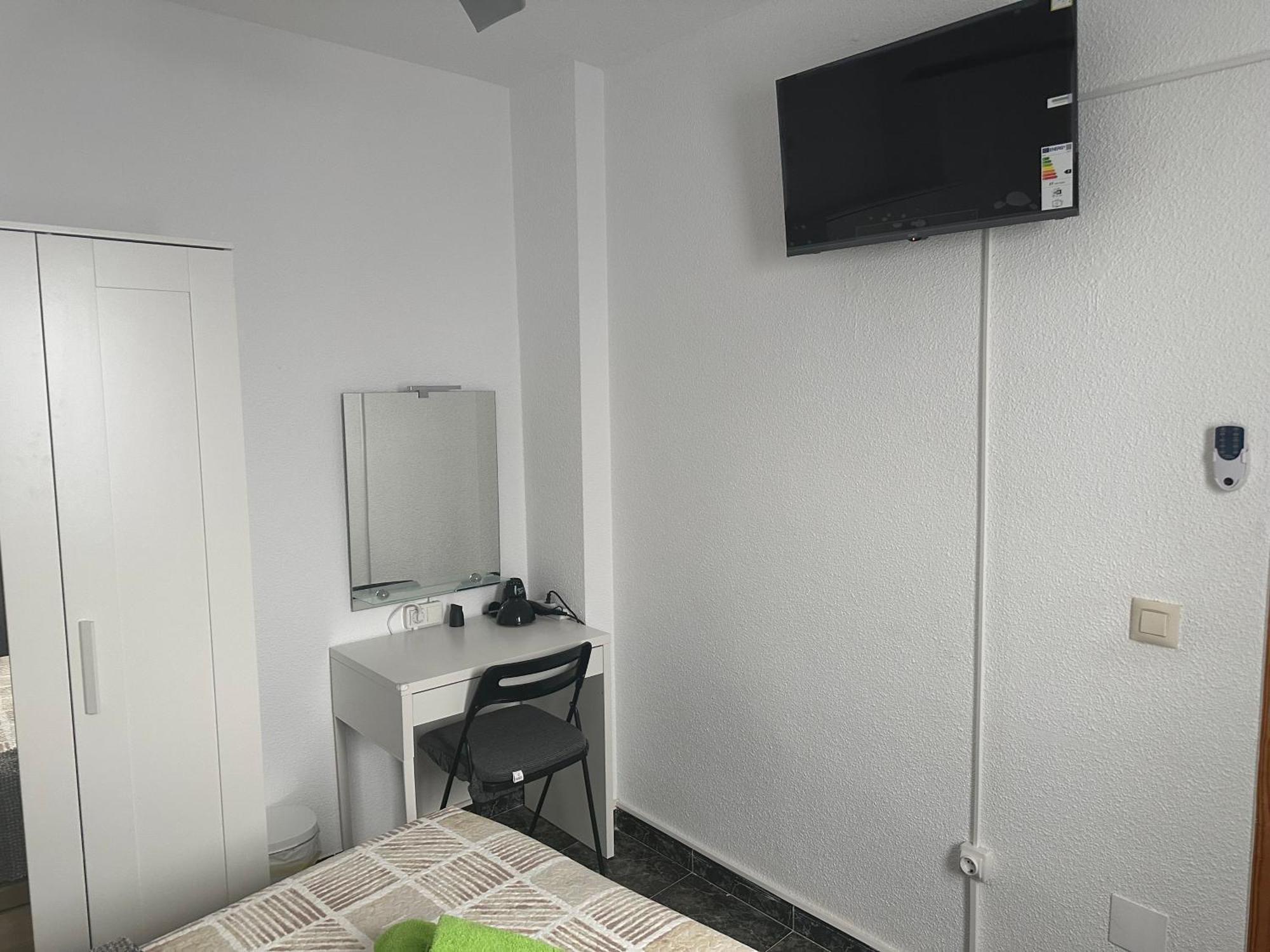 Almeria Centro Habitacion Privada En Apartamento Compartido Zewnętrze zdjęcie