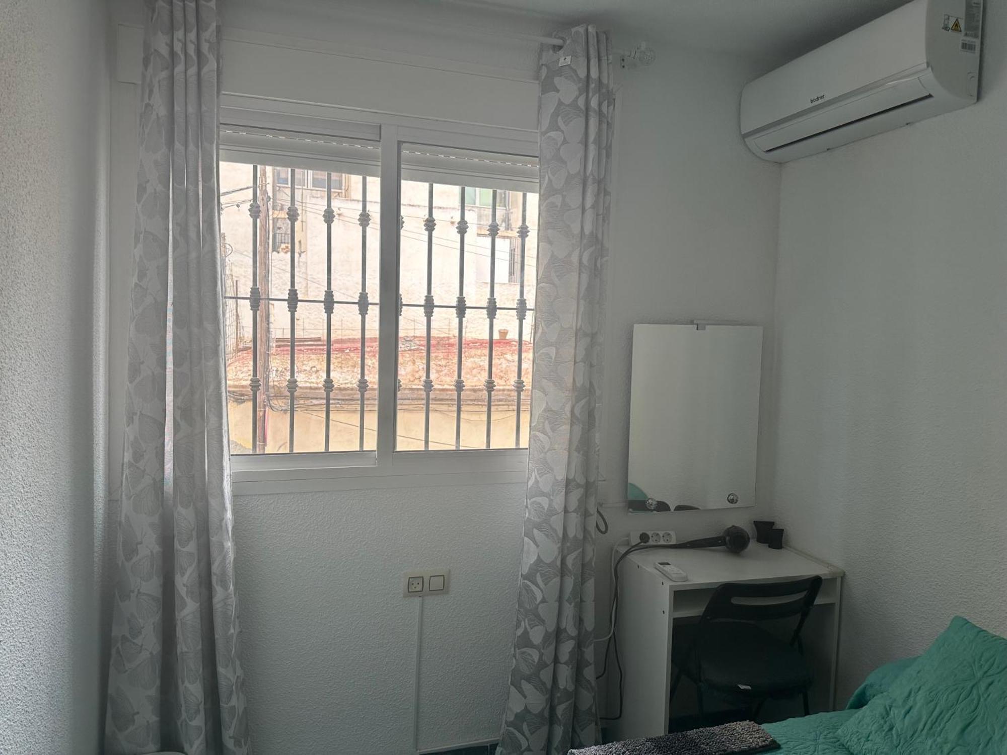 Almeria Centro Habitacion Privada En Apartamento Compartido Zewnętrze zdjęcie