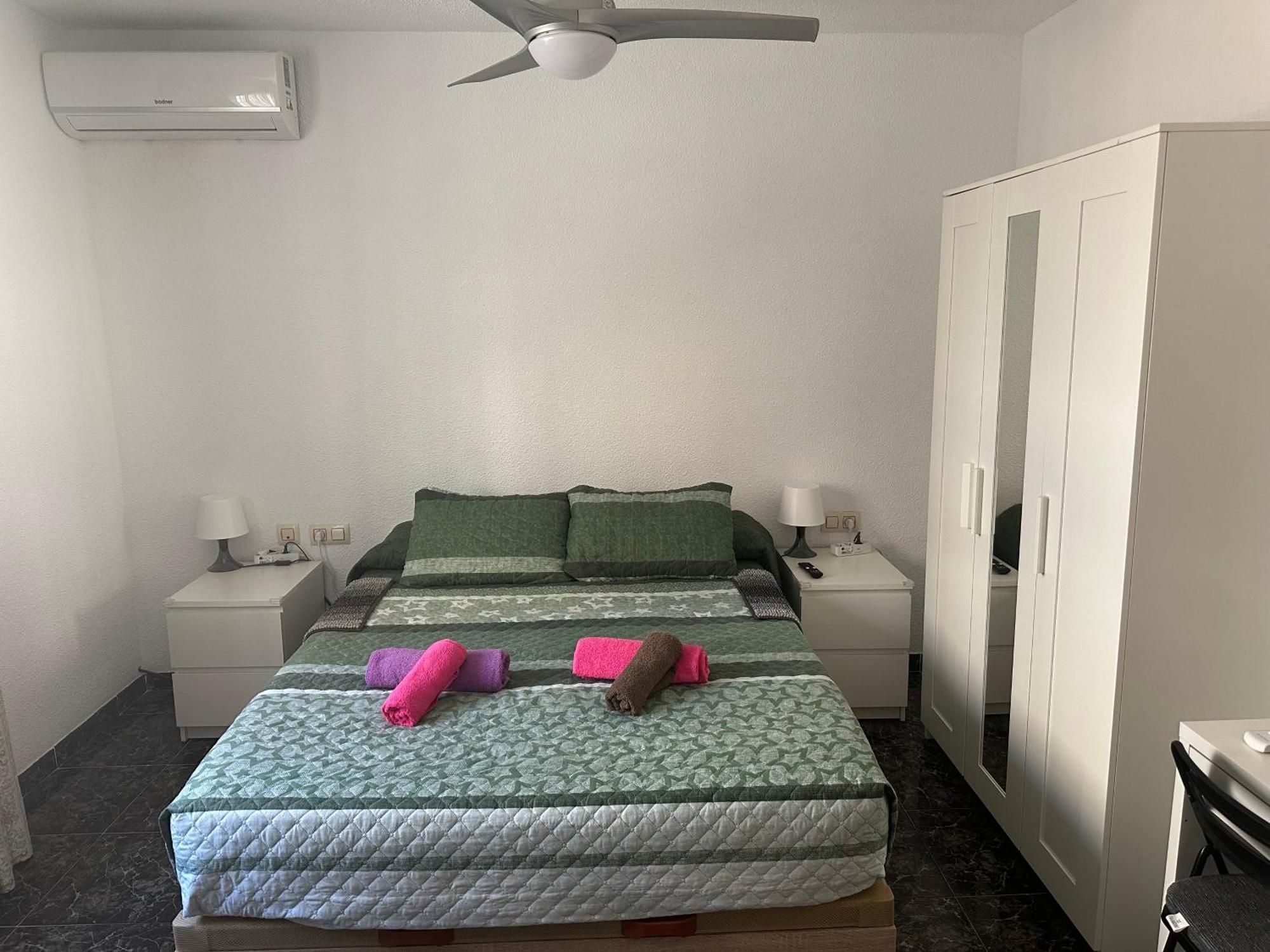 Almeria Centro Habitacion Privada En Apartamento Compartido Zewnętrze zdjęcie