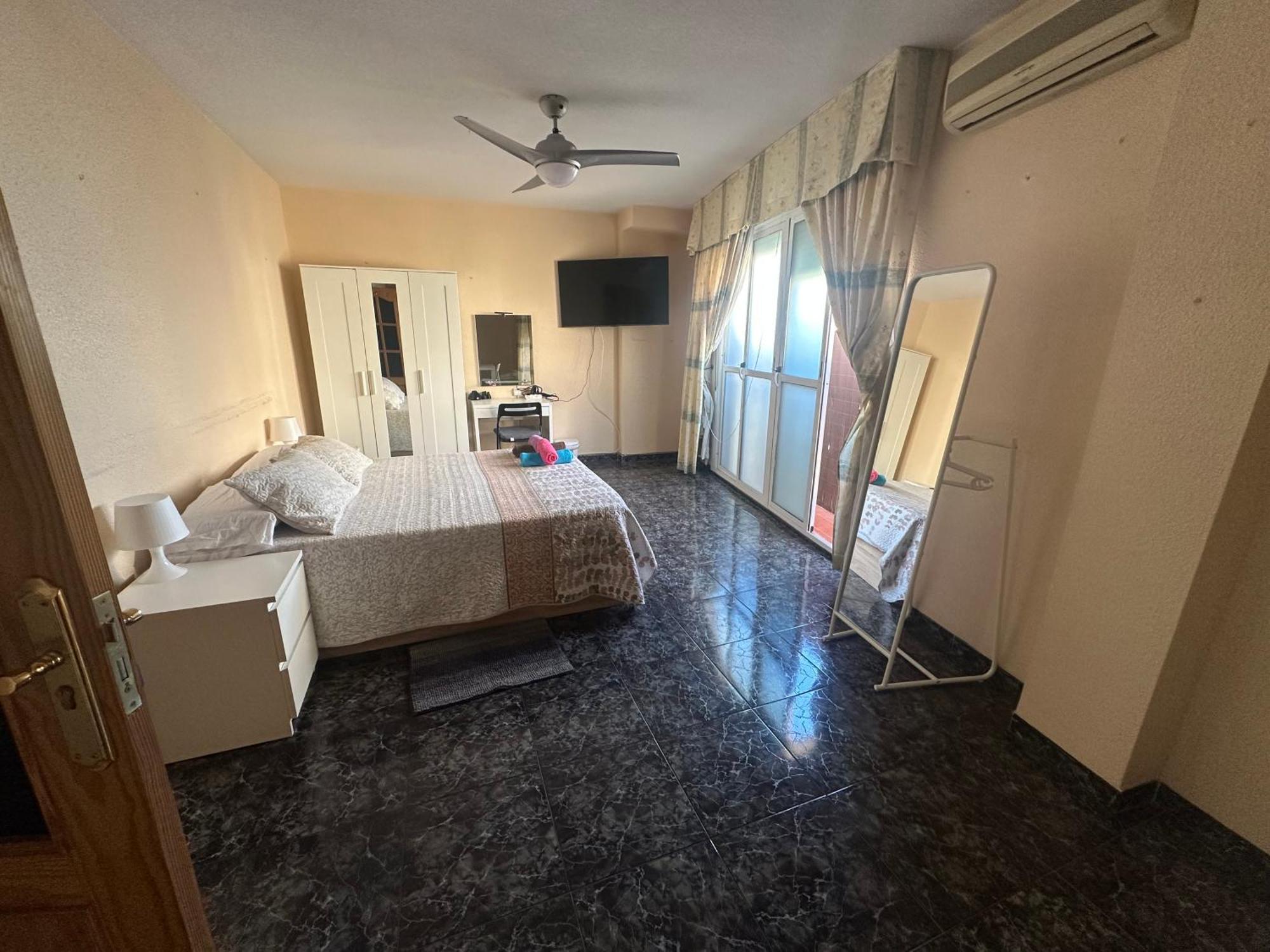 Almeria Centro Habitacion Privada En Apartamento Compartido Zewnętrze zdjęcie